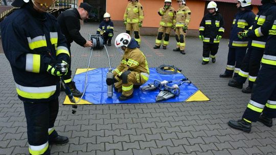 Strażackie szkolenie. Prawie wszyscy zdali egzamin