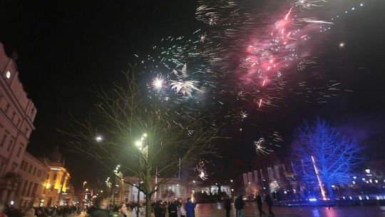 Zabawa sylwestrowa na Placu Litewskim oraz przywitanie Nowego Roku