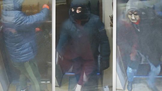 Zdjęcia z napadu na jubilera w Lublinie