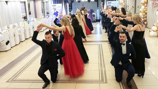 Studniówka ZDZ Studniówka ZDZ