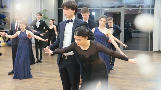 Studniówka Międzynarodowego Liceum Ogólnokształcącego Paderewski