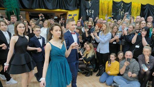 Bal 8-klasistów w Szkole Podstawowej nr 16 w Lublinie