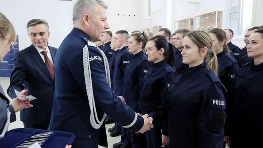 Ślubiwanie policjantów 