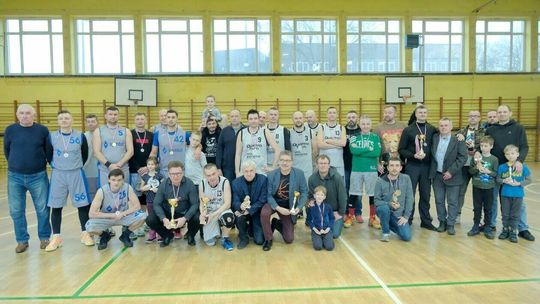 Zakończenie rozgrywek w koszykówce amatorskiej Pod koszami Dziennika Wschodniego Zakończenie rozgrywek w koszykówce amatorskiej Pod koszami Dziennika Wschodniego