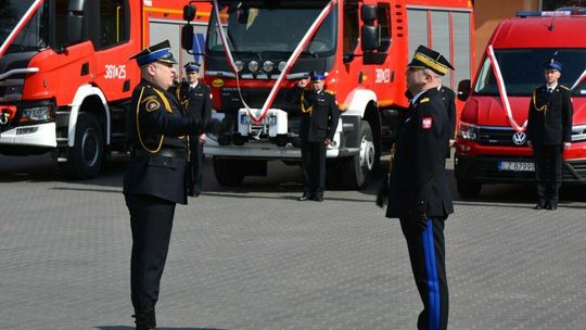 Uroczyste przekazanie wozów strażackich