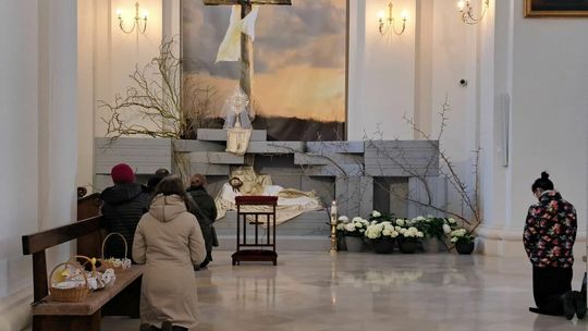 Groby Pańskie w kościołach w Zamościu