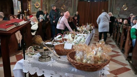 Wielka Sobota: święcenie pokarmów Wielka Sobota: święcenie pokarmów