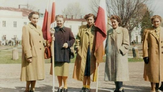 Dawne pierwszomajowe pochody w Puławach Dawne pierwszomajowe pochody w Puławach