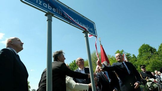 Skwer poświęcony pamięci Izabelli Sierakowskiej powstał w wąwozie na LSM