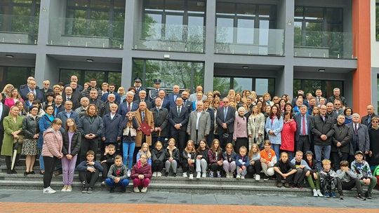 Rondo im. Romualda Jaśkiewicza w Zamościu - oficjalne otwarcie Rondo im. Romualda Jaśkiewicza w Zamościu - oficjalne otwarcie