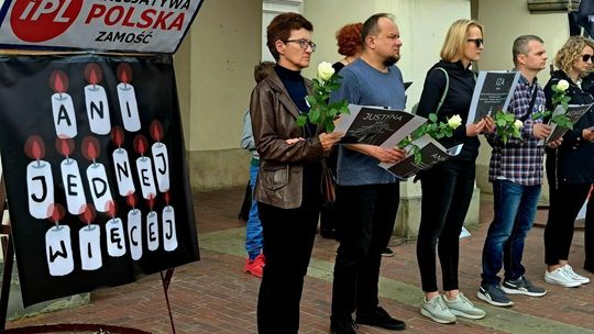 Ani jednej więcej! Protest na Rynku Wielkim w Zamościu