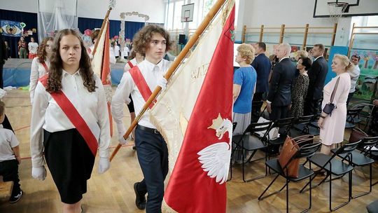 60 rocznica nadania sztandaru Szkole Podstawowej nr 29 w Lublinie 60 rocznica nadania sztandaru Szkole Podstawowej nr 29 w Lublinie