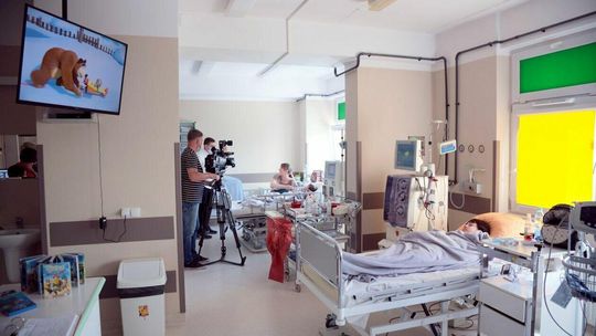 Przekazanie odbiorników TV dla stacji dializ USD