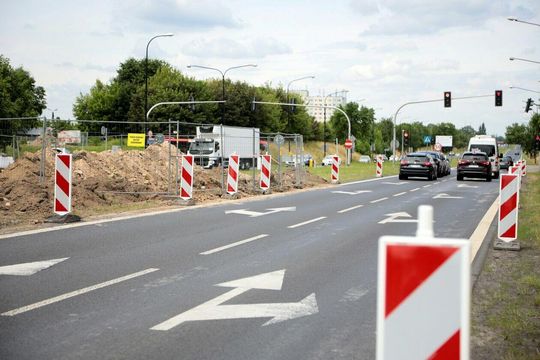 Skrzyżowanie al. Witosa i ul. Doświadczalnej