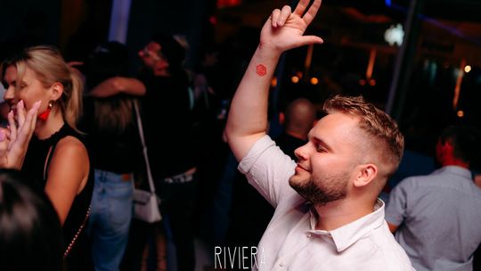 Impreza na dachu. Sobota z Rivierą