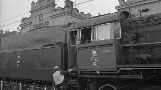 Pociąg czekający na odjazd