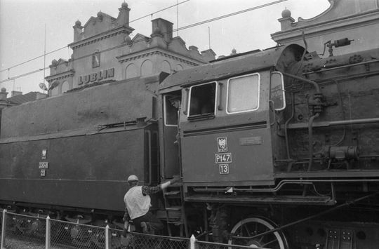 Pociąg czekający na odjazd