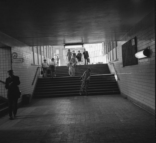 Dworzec kolejowy PKP w Lublinie. Przejście podziemne