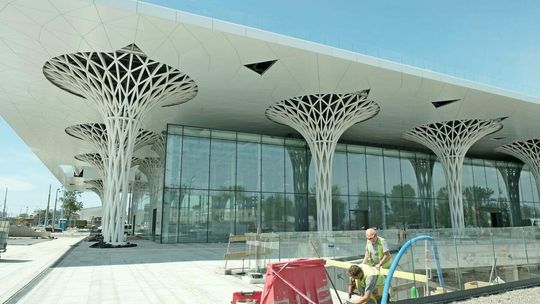 Budowa Dworca Metropolitalnego dobiega końca. Obiekt jest gotowy w 90% Budowa Dworca Metropolitalnego dobiega końca. Obiekt jest gotowy w 90%