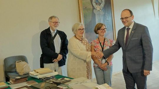 Archiwum Państwowe otrzymało pamiątki po wojennym przezydencie Lublina Romanie Ślaskim Archiwum Państwowe otrzymało pamiątki po wojennym przezydencie Lublina Romanie Ślaskim