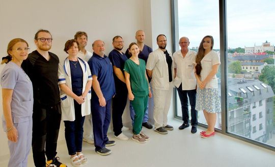 Zespół lekarzy biorący udział w operacji