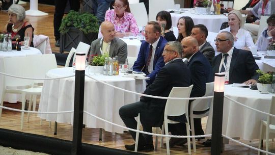 Piątkowy pokaz koni w Janowie Podlaskim Piątkowy pokaz koni w Janowie Podlaskim