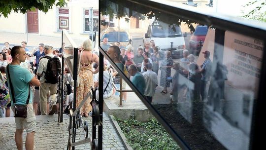 Spacer z okazji 102. rocznicy urodzin Julii Hartwig 