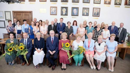 Nominacje dla nowych dyrektorów szkół i przedszkoli oraz odchodzących ze stanowiska