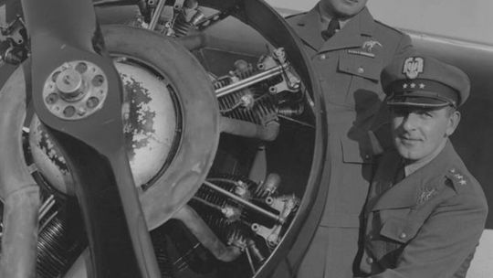 Lotnictwo polskie w czasach II Rzeczypospolitej Lotnictwo polskie w czasach II Rzeczypospolitej