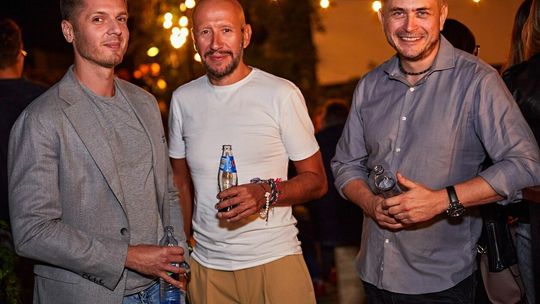 Wieczór z Piękną Pszczołą