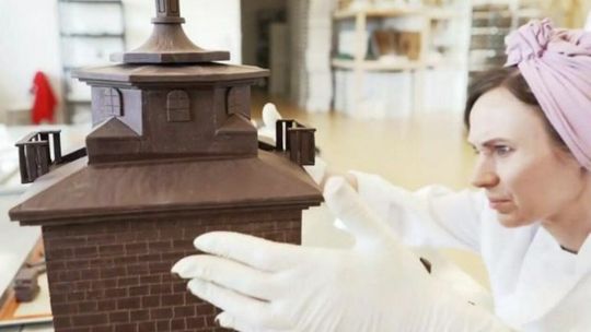 Brama Krakowska z czekolady w cukierni Williams Brama Krakowska z czekolady w cukierni Williams