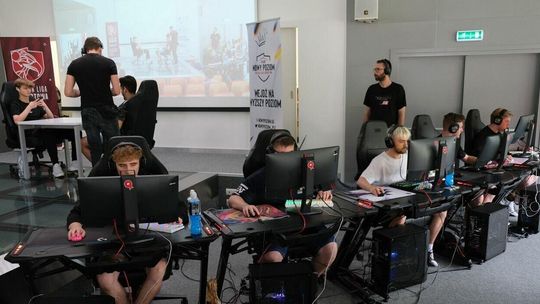 Polska Liga Esportowa w Chełmie