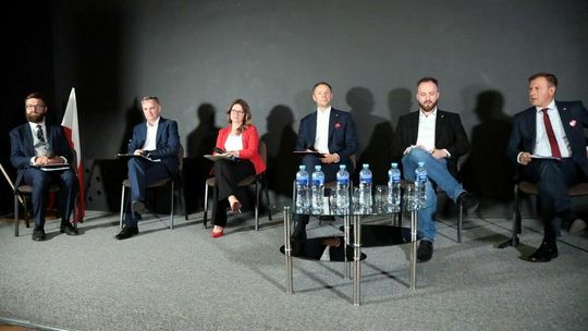 Włodawska debata wyborcza z liderami list wyborczych z okręgu chełmskiego 