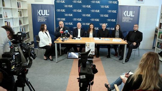 Konferencja prasowa przed Międzynarodowym Kongresem Teologów Konferencja prasowa przed Międzynarodowym Kongresem Teologów