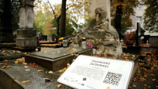 Widok na grób Kazimierza Jaczewskiego