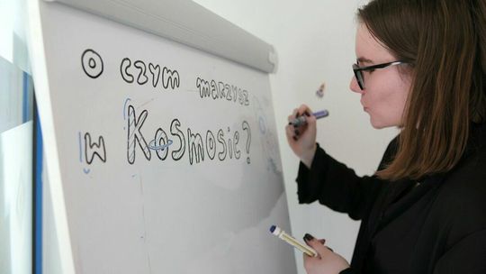 ''Kosmos'' otwarty na młodzież
