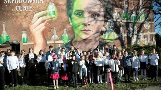 Nowy mural w Trawnikach 