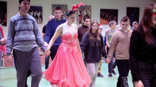 33. edycja Tanecznych Spotkań Mikołajkowo-Gwiazdkowych