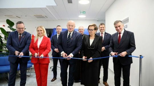 Uroczystość otwarcia bloku C i E Wojewódzkiego Ośrodka Medycyny Pracy Centrum Profilaktyczno- Leczni Uroczystość otwarcia bloku C i E Wojewódzkiego Ośrodka Medycyny Pracy Centrum Profilaktyczno- Leczni