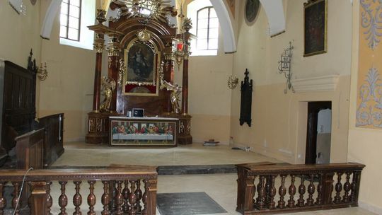 Prace archeologiczne w kościele w Bystrzycy Prace archeologiczne w kościele w Bystrzycy