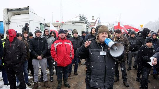 Protest rolników w miejscowości Łucka 