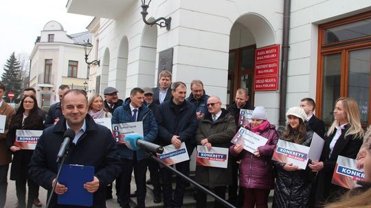 Prezentacja kandydatów do RM w Białej Podlaskiej z klubu PiS 