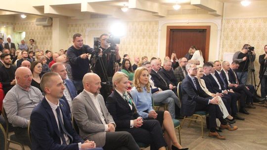 Prezentacja kandydatów do RM w Białej Podlaskiej z komitetu prezydenta Michała Litwiniuka 