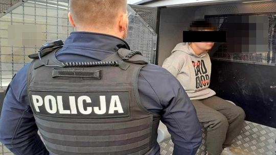 Zatrzymani po rozboju na 22-latku