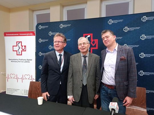 dr Waciński, dr Madejczyk i pacjent pan Wiesław