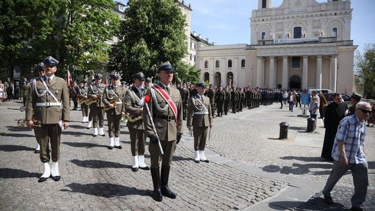Uroczystości Konstytucji 3-maja na placu Litewskim