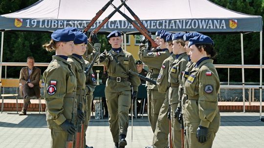 Wojewódzki Przegląd Musztry Klas Mundurowych w 19 LBZ
