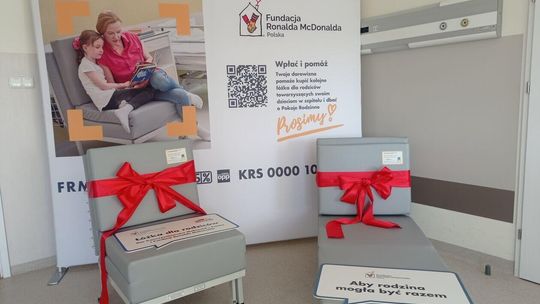 Przekazanie łóżek/foteli dla Uniwersyteckiego Szpitala Dziecięcego w Lublinie Przekazanie łóżek/foteli dla Uniwersyteckiego Szpitala Dziecięcego w Lublinie