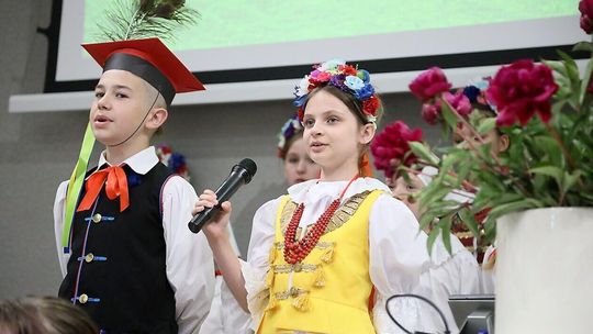 Uroczysta akademia w Zespole Szkół Specjalnych przy Uniwersyteckim Szpitalu Dziecięcym w Lublinie