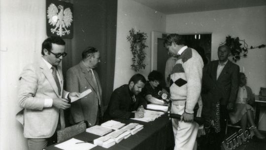 Częściowo wolne wybory Częściowo wolne wybory